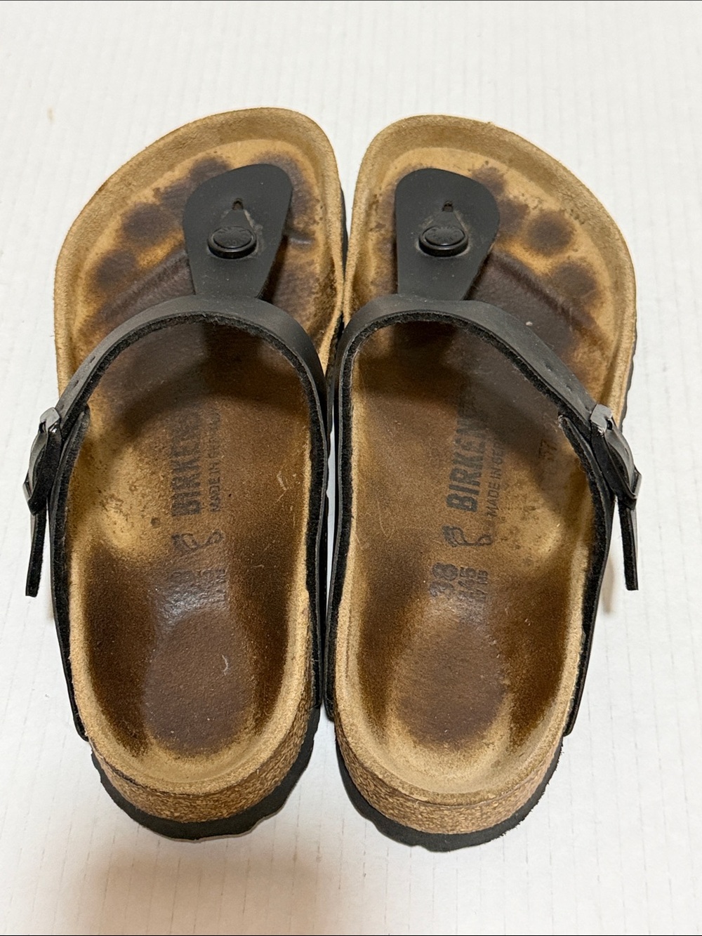 Birkenstock Gizeh Black Thong Sandal - Women Size 38 (7-7.5) - Picture 3 of 12